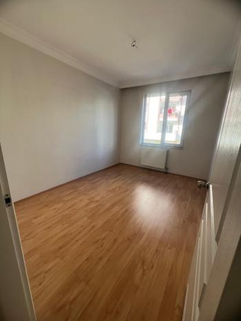 GÜVENAY - ÇORUM ULUKAVAK DR. İLHAN GÜREL CADDESİ 4+1 KİRALIK DAİRE