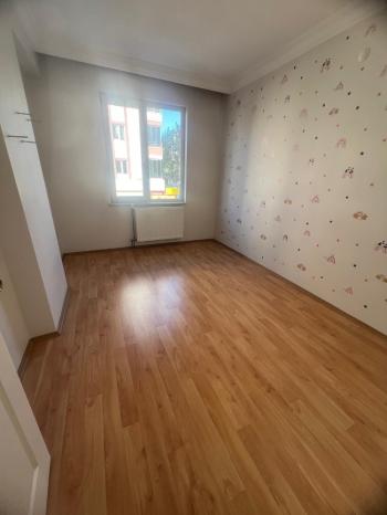 GÜVENAY - ÇORUM ULUKAVAK DR. İLHAN GÜREL CADDESİ 4+1 KİRALIK DAİRE