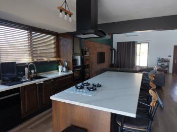 Girne Pınarbaşı Bölgesinde Satılık Geniş Türk Malı Çiftlik Evi