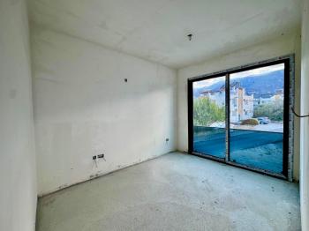 Girne Lapta Bolgesinde 2+1 Satılık Teraslı İkiz Villa