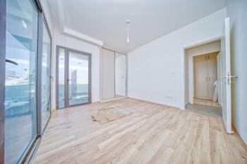 Girne Çatalköy'de 3+1 Sıfır Havuzlu Villa