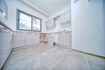 Girne Çatalköy'de 3+1 Sıfır Havuzlu Villa