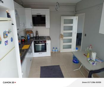 EMLAK HABERCİSİ 'NDEN MUDANYA HALİTPAŞA ÜST KISIMDA HAVUZLU KAT MÜLKİYETLİ OTOPARKLI SİTEDE 85 M2 ARA KAT SATILIK  1+1 DAİRE