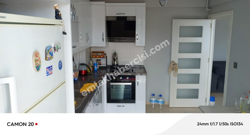 EMLAK HABERCİSİ 'NDEN MUDANYA HALİTPAŞA ÜST KISIMDA HAVUZLU KAT MÜLKİYETLİ OTOPARKLI SİTEDE 85 M2 ARA KAT SATILIK  1+1 DAİRE