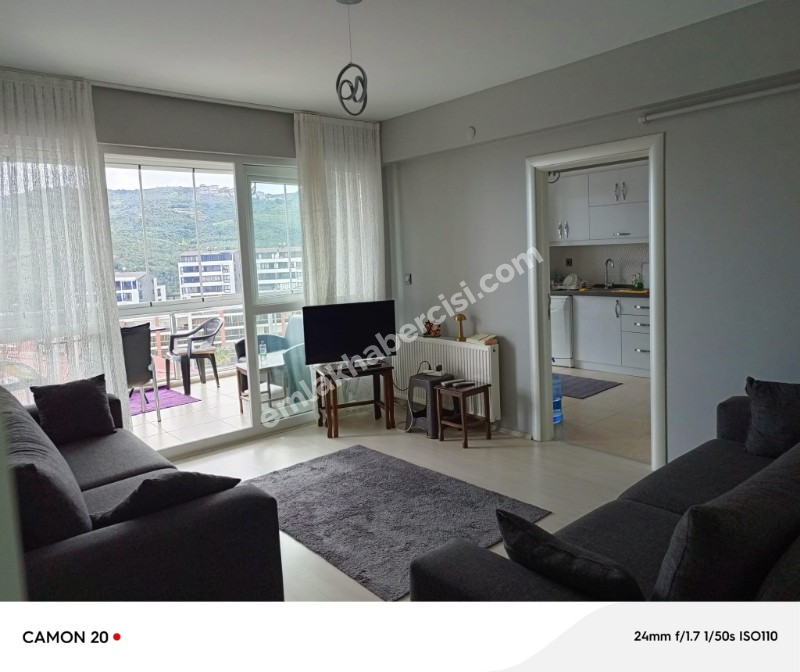 EMLAK HABERCİSİ 'NDEN MUDANYA HALİTPAŞA ÜST KISIMDA HAVUZLU KAT MÜLKİYETLİ OTOPARKLI SİTEDE 85 M2 ARA KAT SATILIK  1+1 DAİRE