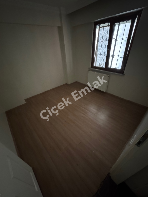 Yeşilpınar'da Metro'ya 7 Dk 2+1 & Kot 1 Boş Satılık Daire