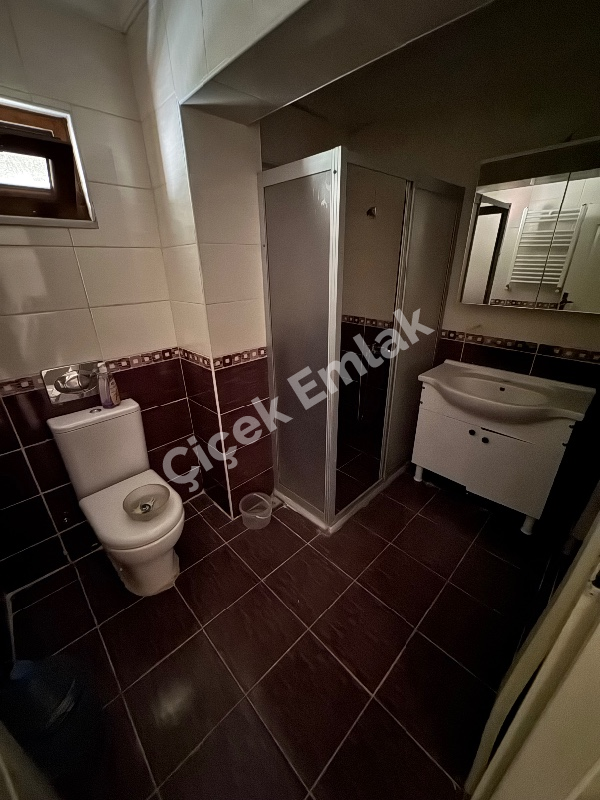 Yeşilpınar'da Metro'ya 7 Dk 2+1 & Kot 1 Boş Satılık Daire