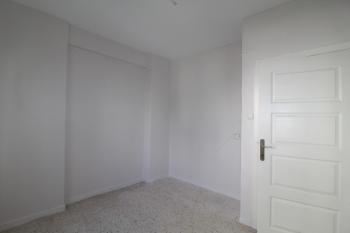 ASLAN'DAN MENDERESDE MERKEZİ KONUMDA BAĞIMSIZ MUTFAK KİRALIK 3+1