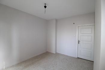 ASLAN'DAN MENDERESDE MERKEZİ KONUMDA BAĞIMSIZ MUTFAK KİRALIK 3+1