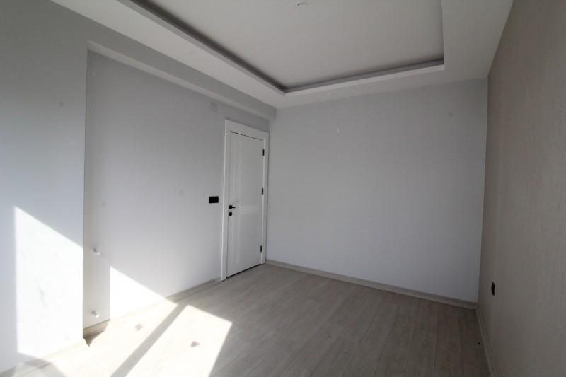 ASLAN'DAN TÖMÜK'TE SİTE İÇİ HAVUZLU SIFIR SATILIK 1+1