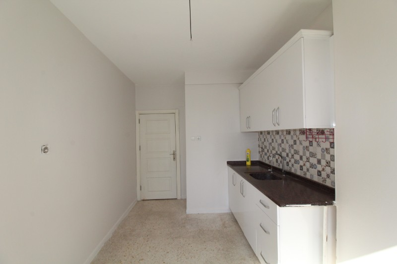 ASLAN'DAN MENDERESDE MERKEZİ KONUMDA BAĞIMSIZ MUTFAK KİRALIK 3+1