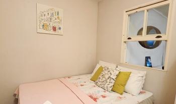 2+1TEVFİK TURA APT DENİZ MANZARALI EŞYALI KİRALIK DAİRE