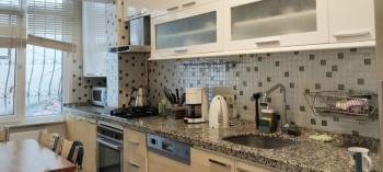 Kurtuluş'ta Metro Yakını Tam Eşyalı Kiralık Daire