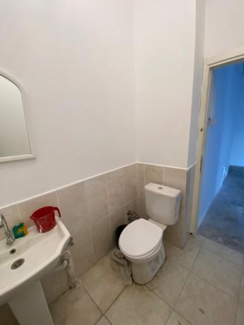 KİRALIK 3 KATLI ÇİFT CEPHELİ GENİŞ DÜKKAN