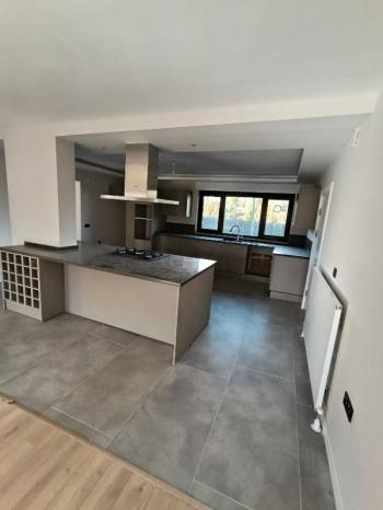 Tulumtaş Kargen Sitesi Müstakil Villa Köknar Cad. No:12