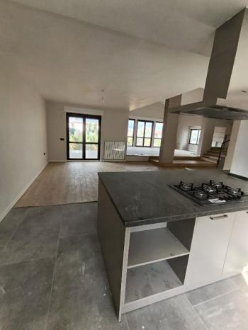 Tulumtaş Kargen Sitesi Müstakil Villa Vişne Cad. No:5