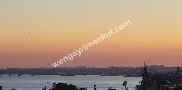 2+1TEVFİK TURA APT DENİZ MANZARALI EŞYALI KİRALIK DAİRE