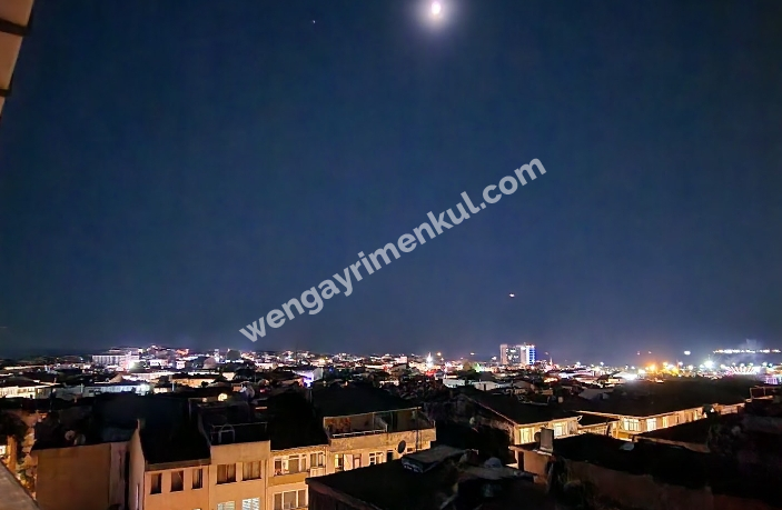 2+1TEVFİK TURA APT DENİZ MANZARALI EŞYALI KİRALIK DAİRE