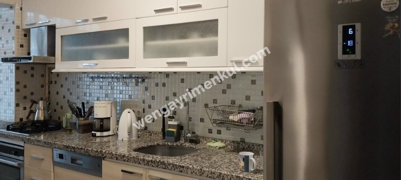 Kurtuluş'ta Metro Yakını Tam Eşyalı Kiralık Daire