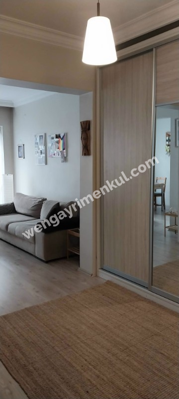 Kurtuluş'ta Metro Yakını Tam Eşyalı Kiralık Daire