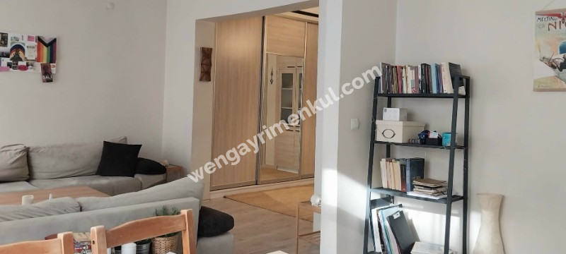 Kurtuluş'ta Metro Yakını Tam Eşyalı Kiralık Daire