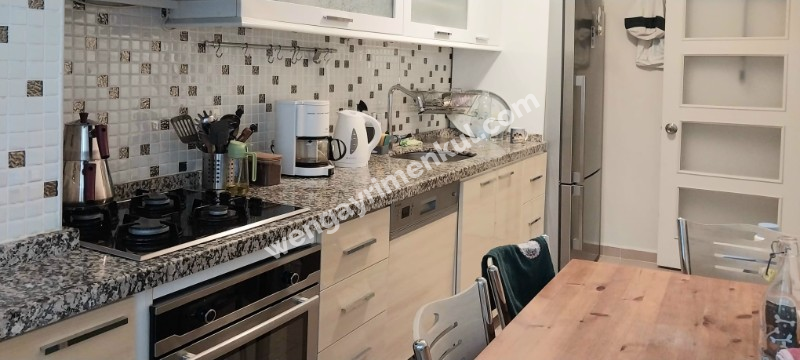 Kurtuluş'ta Metro Yakını Tam Eşyalı Kiralık Daire