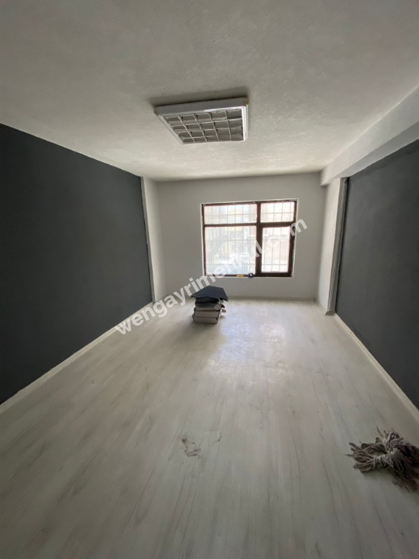 ÇİFT CEPELİ KİRALIK İŞ YERİ 3 KATLI OLDUKÇA KULLANIŞLI MERKEZİ LOKASYONDA 