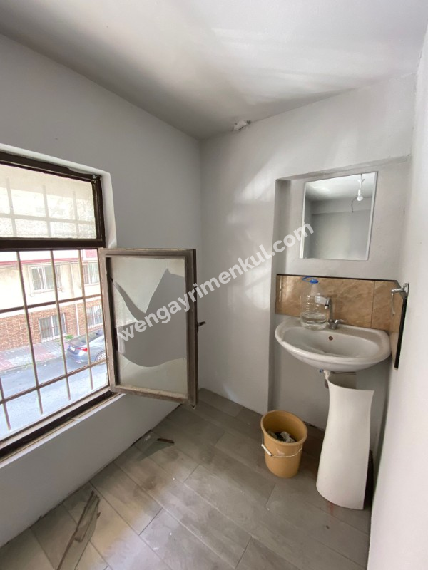 ÇİFT CEPELİ KİRALIK İŞ YERİ 3 KATLI OLDUKÇA KULLANIŞLI MERKEZİ LOKASYONDA 