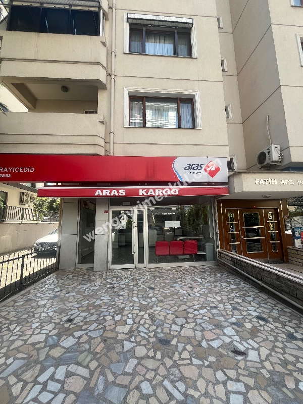 Kozyatağında kiralık dükkan