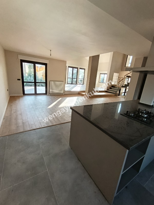 Tulumtaş Kargen Sitesi Müstakil Villa Köknar Cad. No:12