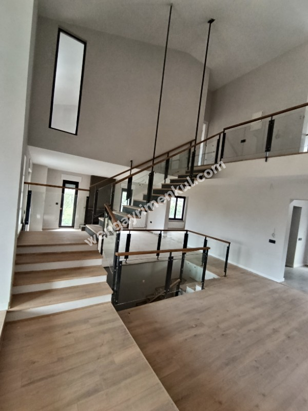 Tulumtaş Kargen Sitesi Müstakil Villa Vişne Cad. No:5