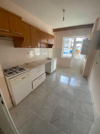 GÜVENAY - ÇORUM GÜLABİBEY HASAN PAŞA HASTANE YANI 3+1 SATILIK DAİRE 