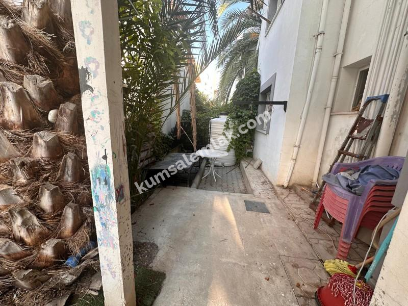 KÜÇÜK KAYMAKLI' DA ZEMİNKAT  SATILIK DAİRE