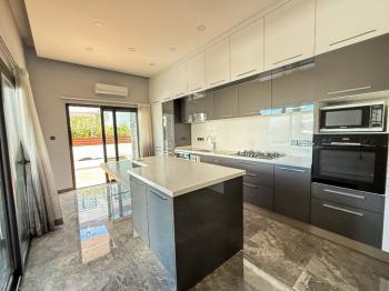 Girne Doğanköy  Kiralık Lüks 5+2 Villa 