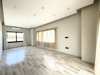 Girne Doğanköy  Kiralık Lüks 5+2 Villa 