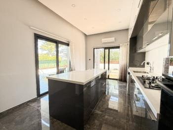 Girne Doğanköy  Kiralık Lüks 5+2 Villa 