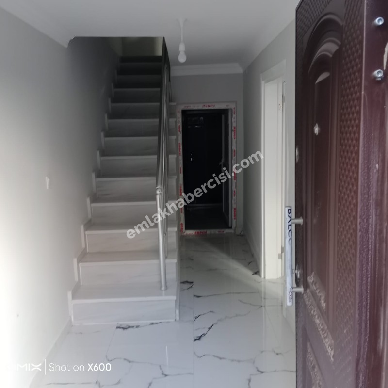 MUDANYA HALİTPAŞA'DA DENİZE 20 ADIM SATILIK MÜSTAKİL İKİ KATLI EV