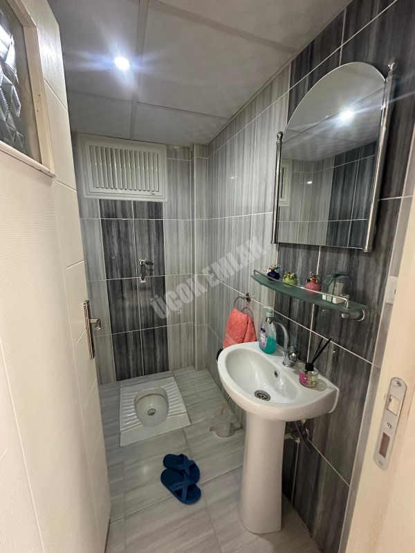 AFYON ÜÇOK EMLAKTAN MAREŞAL F ÇAKMAK MAH SATILIK 3+1 LÜX SIFIR AYARINDA DAİRE