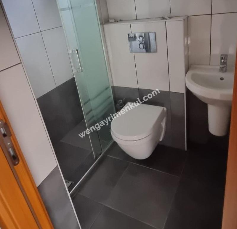 Çekmeköy Taşdelen Çizmeci Metropark Sitesi’nde Satılık 3+1 Lüks Daire 