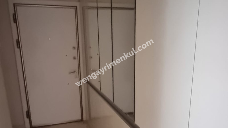 Çekmeköy Taşdelen Çizmeci Metropark Sitesi’nde Satılık 3+1 Lüks Daire 