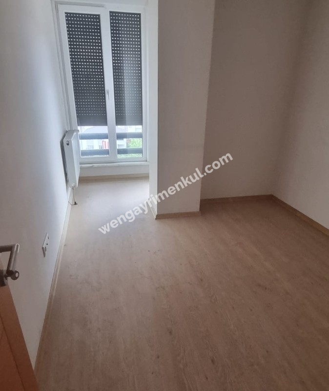 Çekmeköy Taşdelen Çizmeci Metropark Sitesi’nde Satılık 3+1 Lüks Daire 