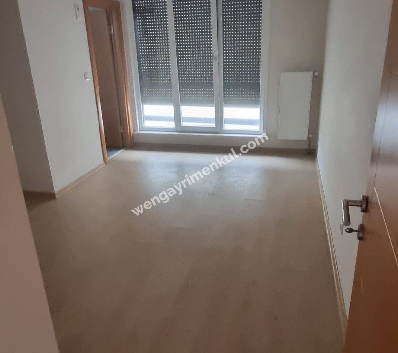 Çekmeköy Taşdelen Çizmeci Metropark Sitesi’nde Satılık 3+1 Lüks Daire 