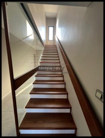 GÜVENAY - ÇORUM BİNEVLER KORU PARK SİTESİ CİVARI SATILIK 6+1 VİLLA 