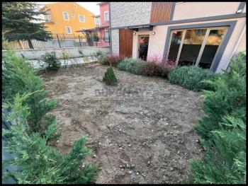 GÜVENAY - ÇORUM BİNEVLER KORU PARK SİTESİ CİVARI SATILIK 6+1 VİLLA 