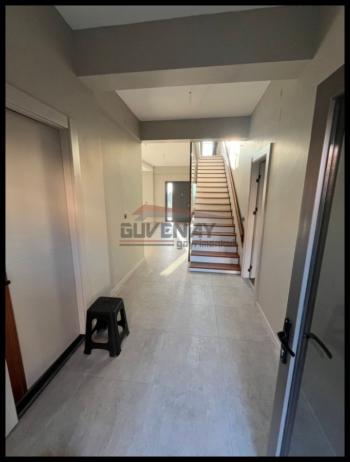GÜVENAY - ÇORUM BİNEVLER KORU PARK SİTESİ CİVARI SATILIK 6+1 VİLLA 