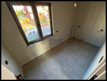 GÜVENAY - ÇORUM BİNEVLER KORU PARK SİTESİ CİVARI SATILIK 6+1 VİLLA 