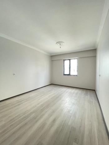 Güvenay - Çorum Ulukavak İkbal Evleri Karşısı   3+1 Satılık Daire 