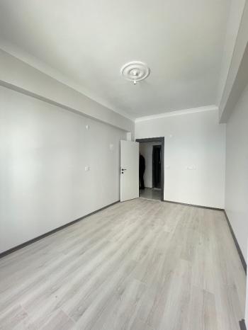 Güvenay - Çorum Ulukavak İkbal Evleri Karşısı   3+1 Satılık Daire 