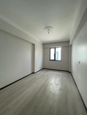 Güvenay - Çorum Ulukavak İkbal Evleri Karşısı   3+1 Satılık Daire 