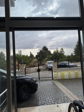 GÜVENAY - ÇORUM ÜÇTUTLAR AHÇILAR SOKAKLAR'DA GENİŞ LÜKS 4+1 KİRALIK DAİRE